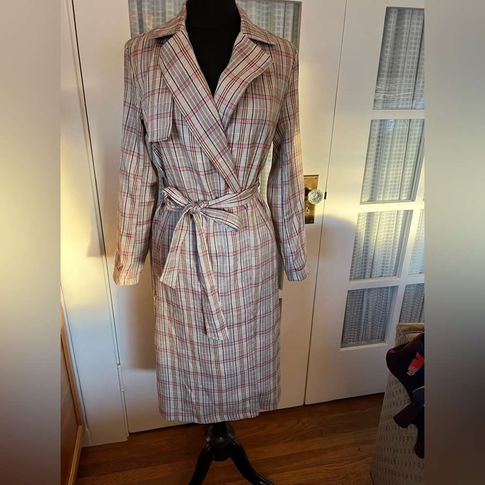 NWT Hariyn Trenchcoat - Picture 14 of 16